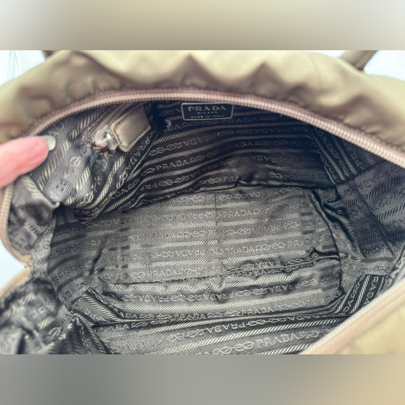 Prada - Authentic - Tessuto City Terra (Olive green) - Picture 12 of 14